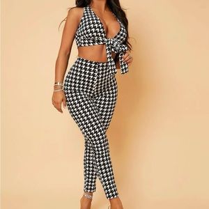 Houndstooth Graphic Tie Front Crop Top & Leggings Set